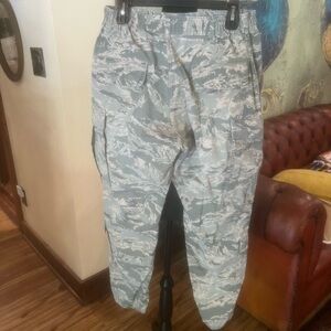 US Air Force Camouflage Cargo Pants size 28